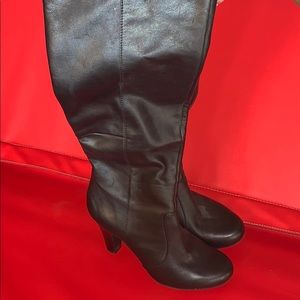 Antonio Melani size 7.5